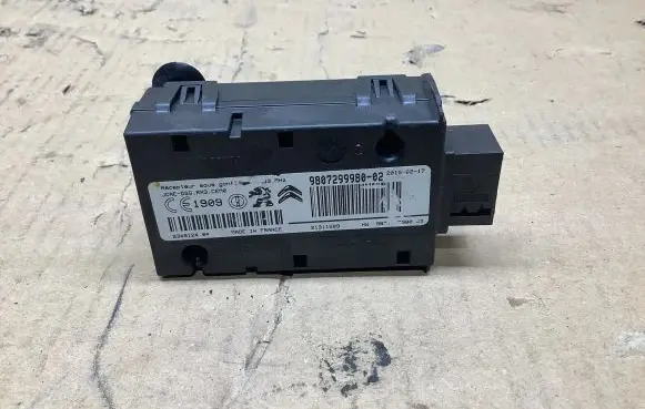 Peugeot 508 Tire pressure control unit 9807299980