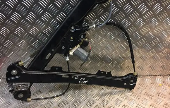 BMW 5 E60 E61 Front door window regulator with motor