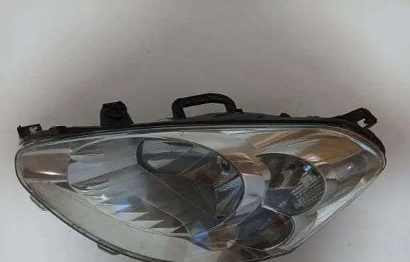 Peugeot Partner Headlight/headlamp 9677202480 90013220