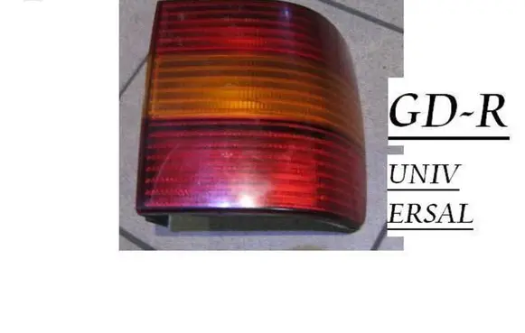 Volkswagen PASSAT B4 Rear/tail lights 3A9945112