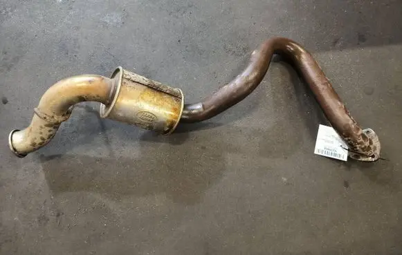 Land Rover Defender Rear muffler/silencer tail pipe 