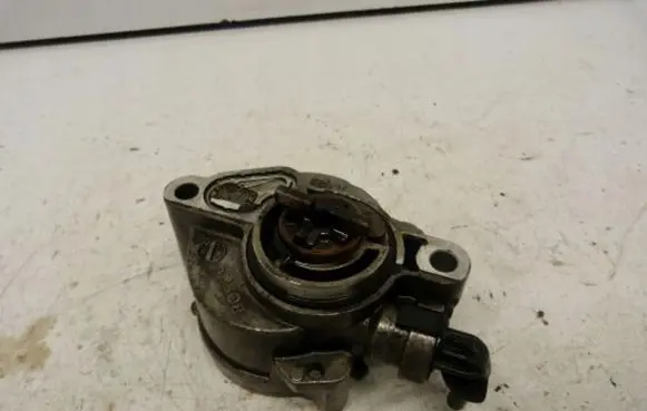 Citroen Berlingo Vacuum pump D1563A
