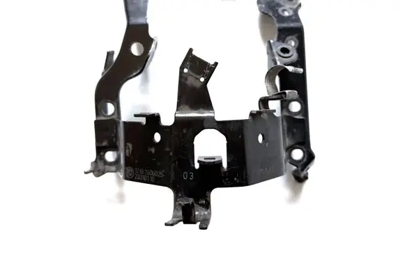 BMW 7 F01 F02 F03 F04 Other engine bay part 7606025 17137606025