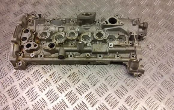 Alfa Romeo Stelvio Camshaft holder 