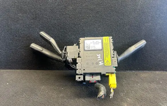 Volkswagen PASSAT B6 Indicator stalk 3c0959653