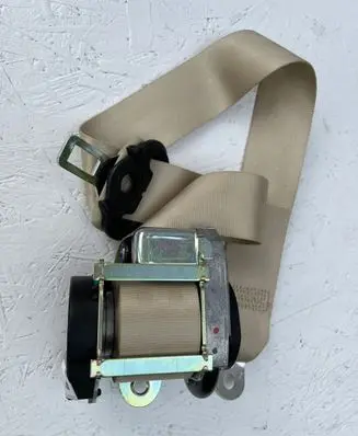Skoda Octavia Mk2 (1Z) Front seatbelt 1Z0857701C
