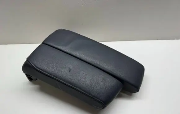 BMW 3 E90 E91 Armrest 7147222 1196087 51169133816