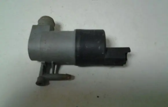 Audi A3 S3 8P Windscreen/windshield washer pump 9641553880