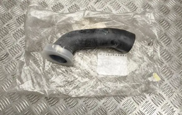 Volkswagen Tiguan Air intake hose/pipe 5N0145834N