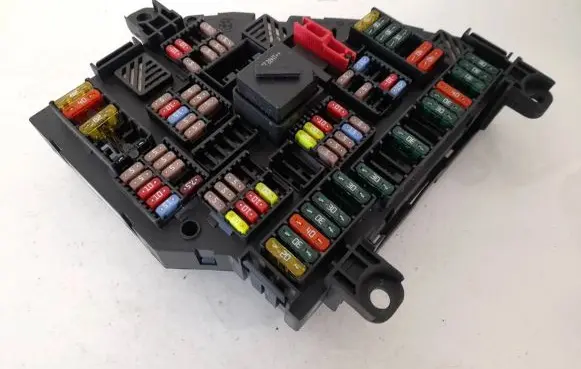 BMW 5 GT F07 Fuse box set 925281301 9252813-01