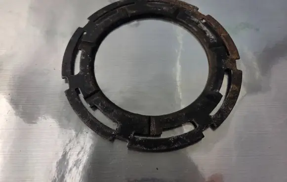 Opel Astra K In tank fuel pump screw locking ring/nut 10325352