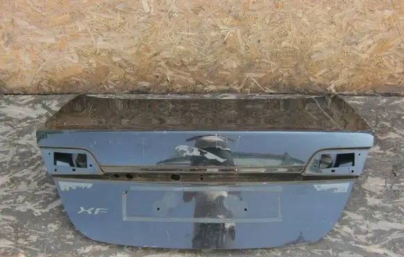 Jaguar XF X250 Tailgate/trunk/boot lid