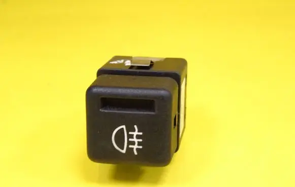 Fog light switch