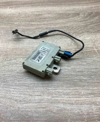 BMW 7 E65 E66 Antenna control unit 8368205 1749901 WithPlug