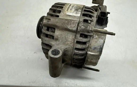 Ford Mondeo Mk III Generator/alternator 111638