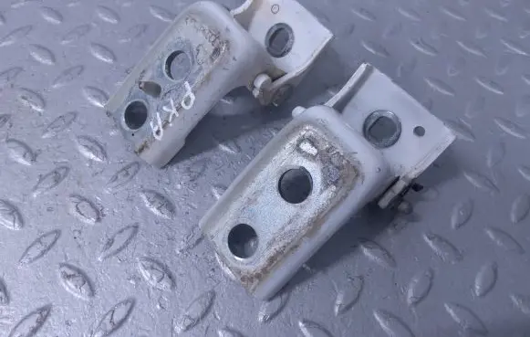 Front door hinge set