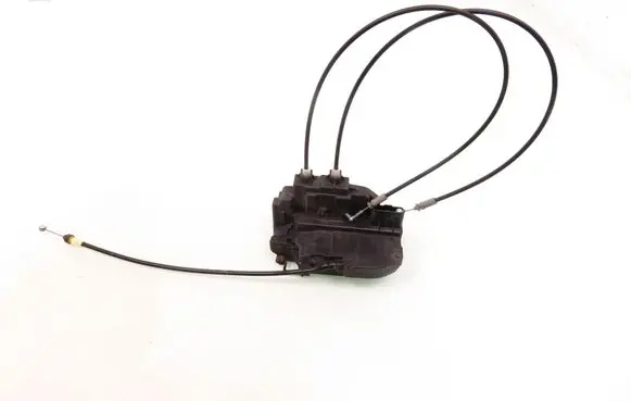 Nissan Maxima A34 Rear door lock 