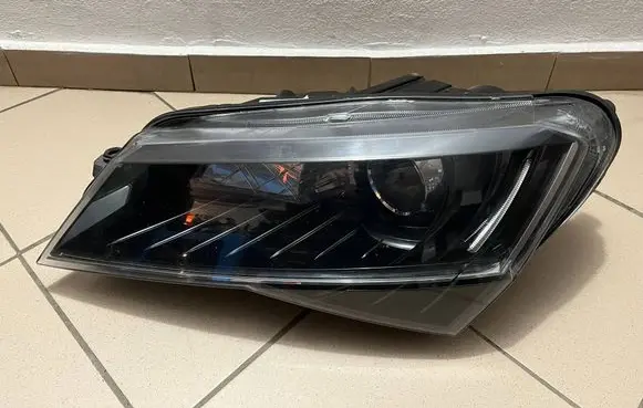 Skoda Superb B8 (3V) Headlight/headlamp 3V1941015B