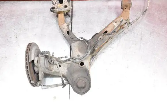 Toyota Proace Front wheel hub spindle knuckle