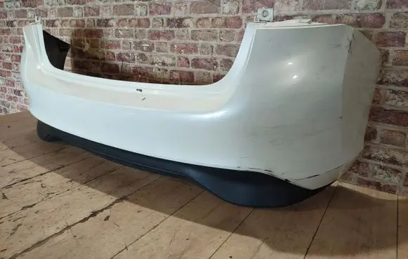 Nissan Pulsar Front bumper