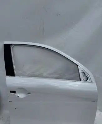 Mitsubishi ASX Front door