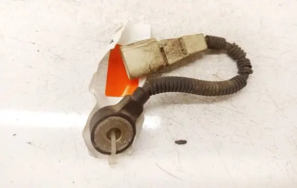 Volkswagen PASSAT B6 Detonation knock sensor 021905377E