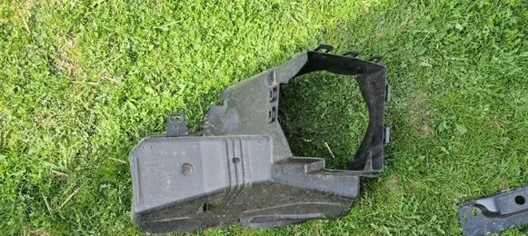 Peugeot 308 Intercooler air guide/duct channel 9840180980