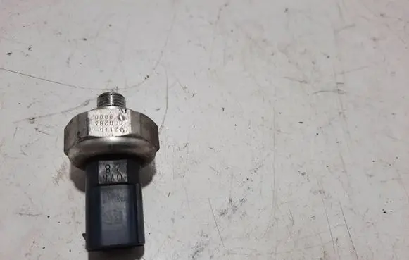 Mercedes-Benz S C217 Air conditioning (A/C) pressure sensor 2110000283