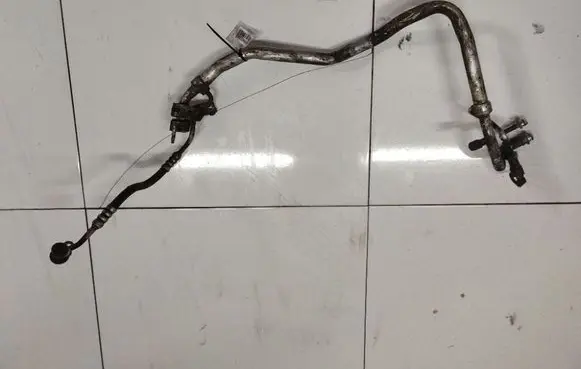Ford Focus Air conditioning (A/C) pipe/hose