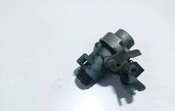 Audi A4 S4 B6 8E 8H Tailgate exterior lock 8e0827578