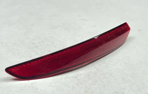 Audi Q3 F3 Rear glass lock/latch Q817 5M0945105C
