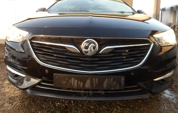 Opel Insignia B Front bumper
