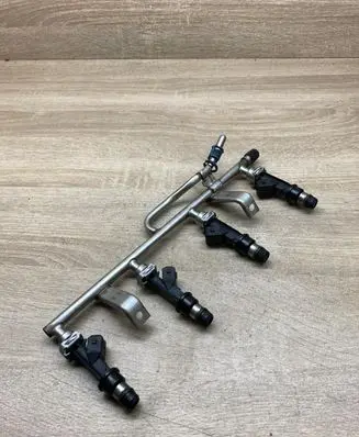 Opel Astra H Fuel injectors set 25343299