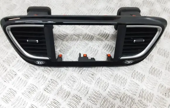 Chrysler Pacifica Dash center air vent grill 6FV63DX8AC 6EC071X9AB
