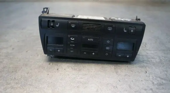 Audi A6 S6 C5 4B Climate control unit 4B0820043G 5HB007604-01 5HB00760401