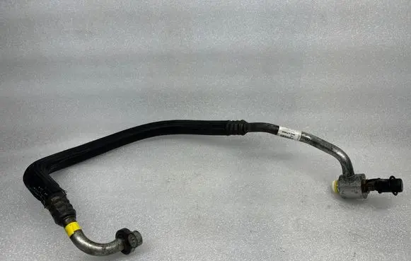 Volvo XC90 Air conditioning (A/C) pipe/hose 08623257