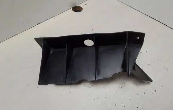 Intercooler air guide/duct channel