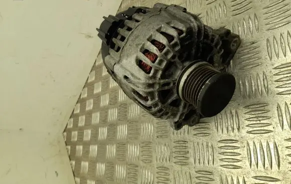 Audi Q5 SQ5 Generator/alternator 04L903027