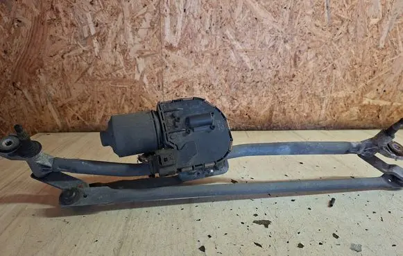 Audi A6 S6 C6 4F Front wiper linkage and motor 0390241771 4F1955119
