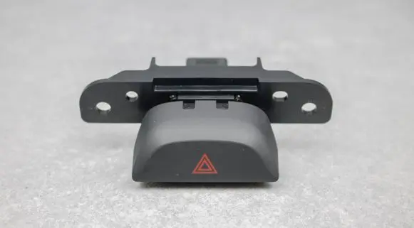 Nissan Pulsar Hazard light switch