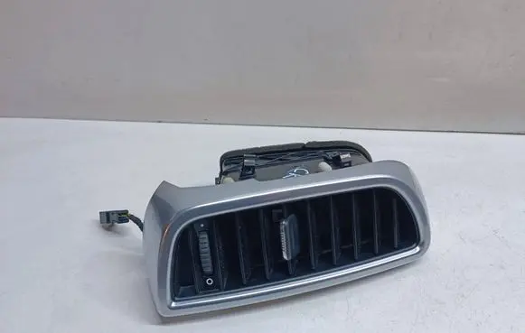 Porsche Cayenne (92A) Dash center air vent grill 7P5819727A