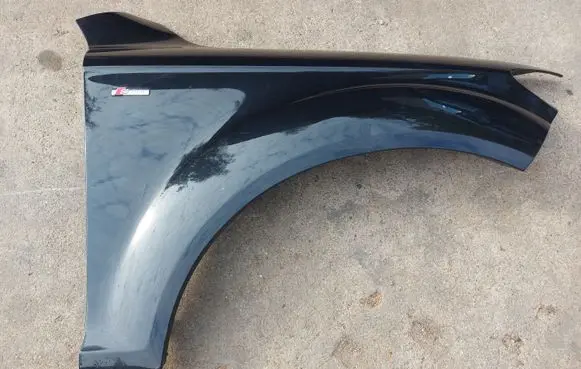 Audi Q7 4L Fender