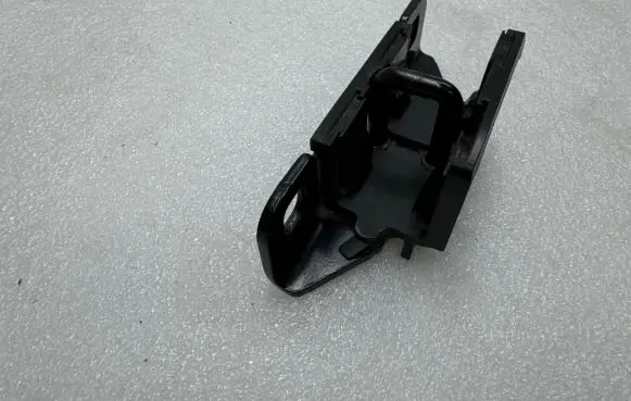 Tesla Model X Rear door lock loop/hook striker 103383600H 12223
