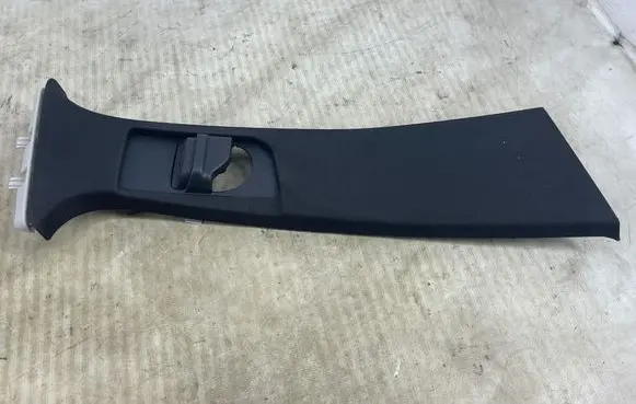 Mercedes-Benz GLC X253 C253 (B) pillar trim (top) A2536901425