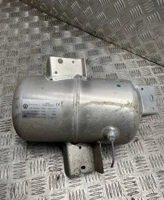 Volkswagen Phaeton Air suspension tank/reservoir 3W0616201A 15158000382