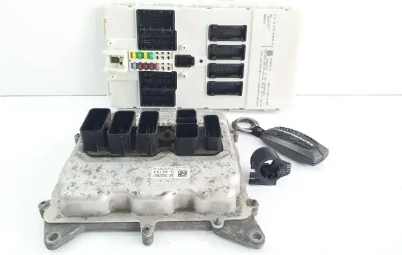 BMW 3 F30 F35 F31 Engine ECU kit and lock set 8614949 9315682
