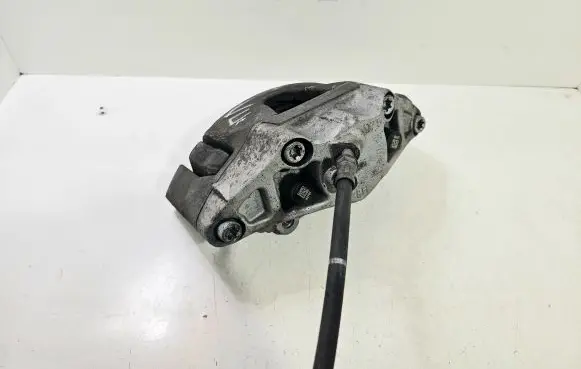 Volvo V40 Front brake caliper