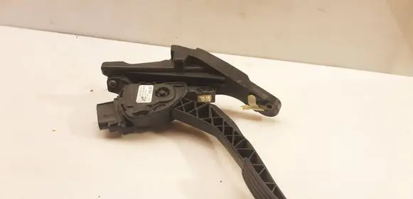 Jaguar XF X250 Accelerator throttle pedal 9X239F832AA