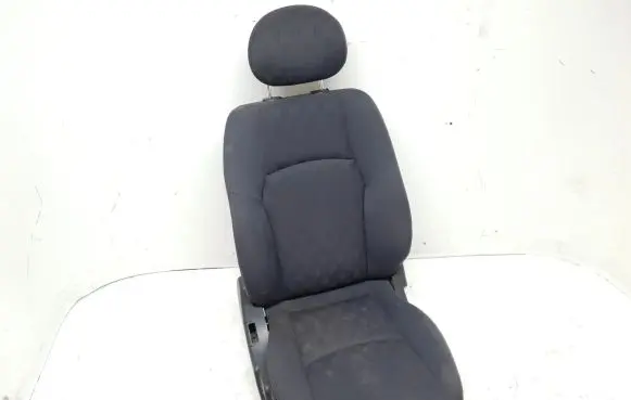 Mercedes-Benz C W203 Front passenger seat 