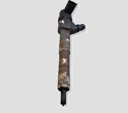 Opel Insignia A Fuel injector 0445110327